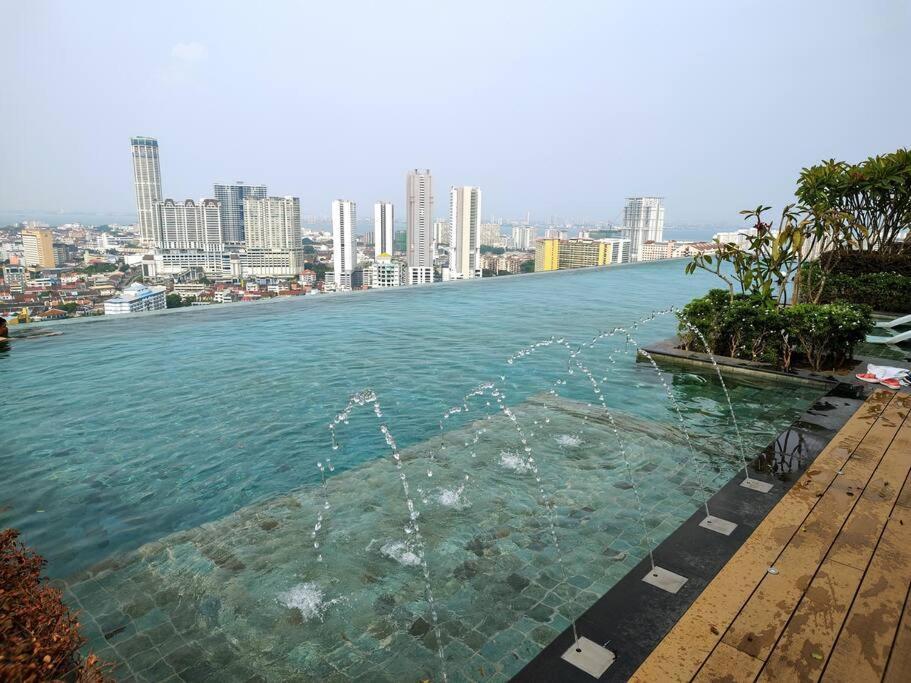 Infinity Pool 2Br Suite 7Pax @Beacon @Georgetown 외부 사진